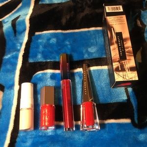 Fenty beauty lip and foundation set